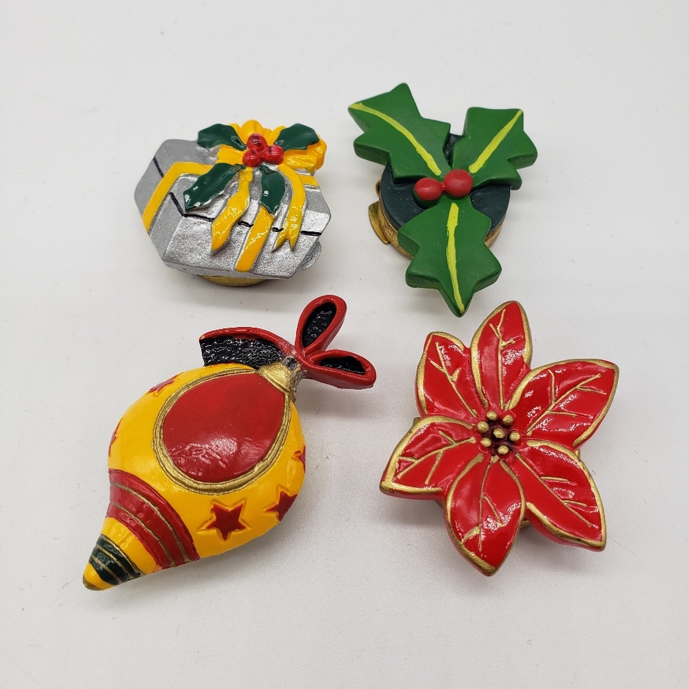 Quacker Factory Vintage Christmas Button Covers